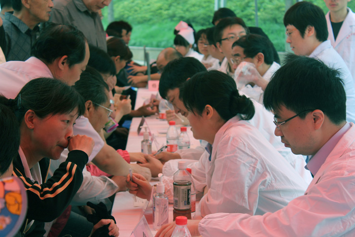 南阳白癜风医院,为患者健康着想(图1) 南阳白癜风医院,为患者健康着想(图1)